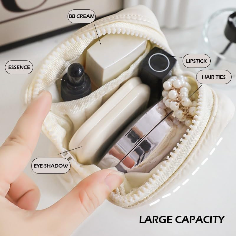 Small Makeup Bag Quilted Travel Cosmetic Organizer Bag White Square Pouch with Zipper Cute Preppy Portable Toiletry Bag for Purse Aesthetic Mini Storage Bag for Women Mama Gift